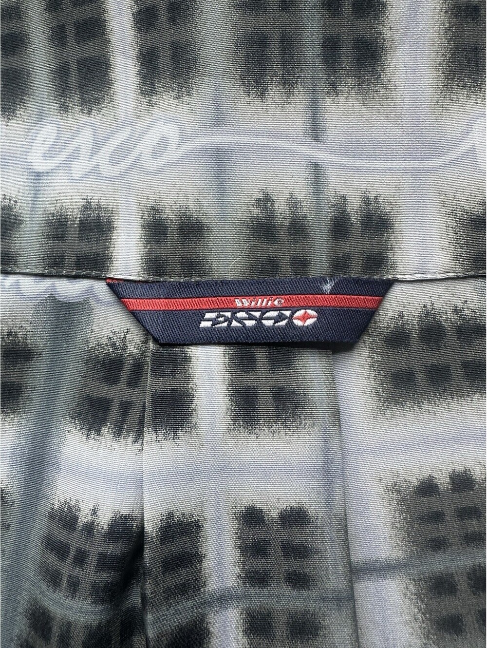 Vintage Y2K  Streetwear Willie Esco’s button up shirt Men’s Gray/Black XXXL